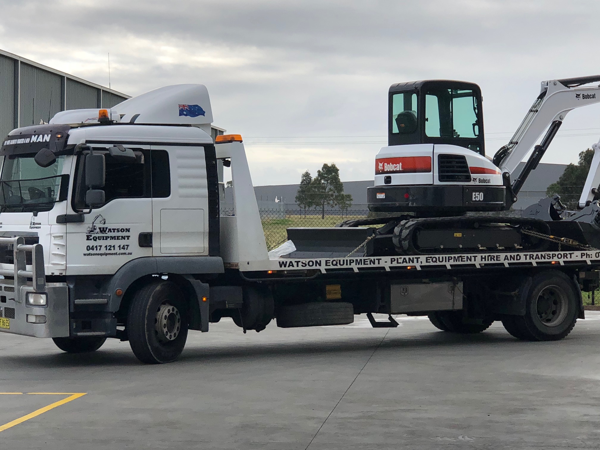 Tilt Trucks – Watson Equipment